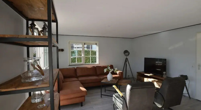 Luxuriously Furnished House With Sauna and Hot Tub Near the Efteling