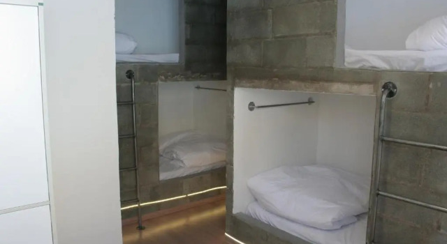 Кровать в общем номере Viva Hostel Design