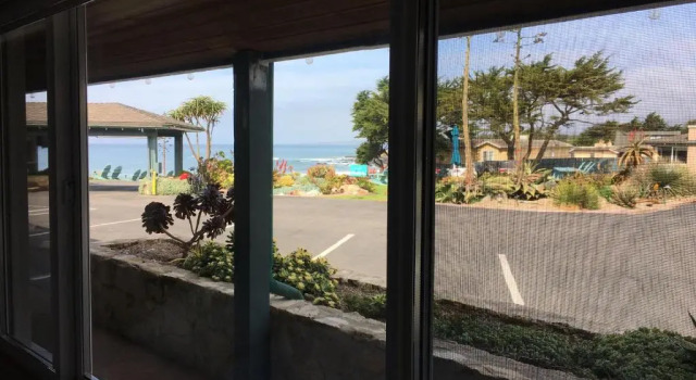 Четырёхместный номер Standard с частичным видом на океан Cambria Shores Inn
