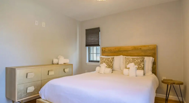 Апартаменты Classic Deedee's Townhome Hamilton Park