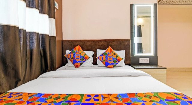 Номер Premium Fabhotel Bn Palace