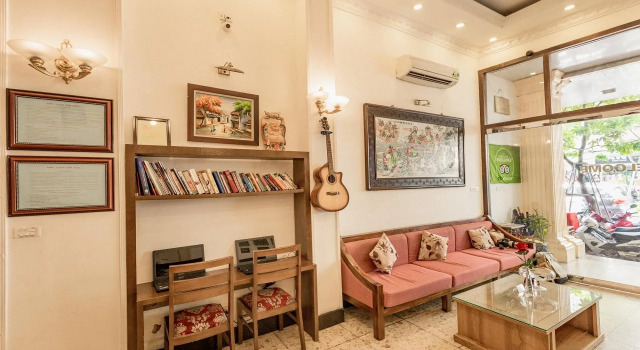 Hanoi Little Town Hotel