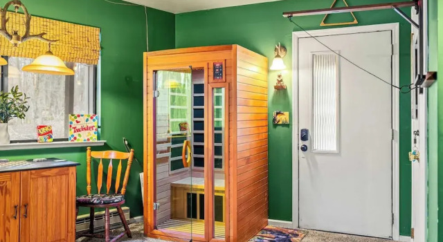 Atlas Point Lodge by Avantstay Hot Tub + Sauna + Kayaks Pet-friendly Cabin Lake Access, Book Feriehus Sommerhuse i Pennsylvania, Hytte