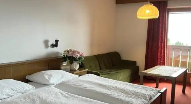 Двухместный номер Standard с балконом Alpin Hotel & Restaurant Frara