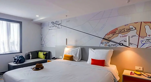 Номер Premium Ibis Styles Bucharest Airport