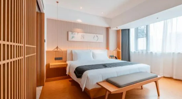 Люкс JIANGUO HIDDEN Hotel(Shenzhen Huaqiang Branch)