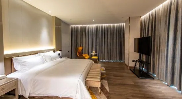 Люкс Tomeet Hotel