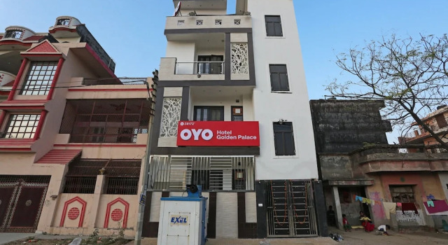 OYO 28172 Hotel Golden Palace, Забронировать Отель Газиабад штат Уттар-Прадеш, рядом с Артала