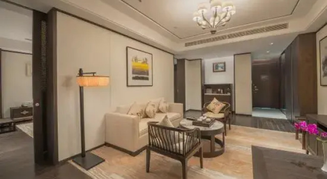 Люкс Executive Qianhu Hotel