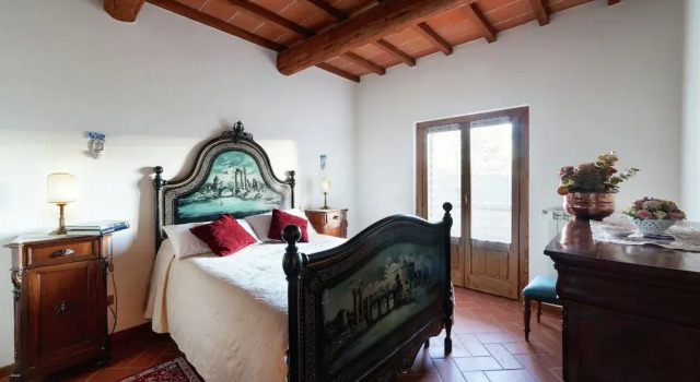 Farmhouse in Poppi With Pool & Gardens, Book Hotel Hotels in Poppi with Parking, Parking