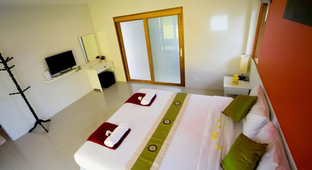 Thai O.T. Khaolak Resort, Забронировать Курортный отель Отели Южного Таиланда с парковкой, Парковка