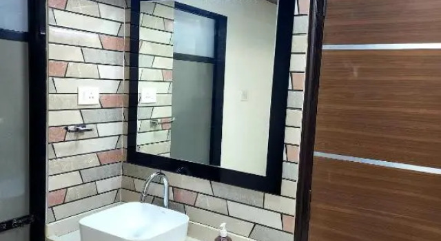 Sapphire service apartment