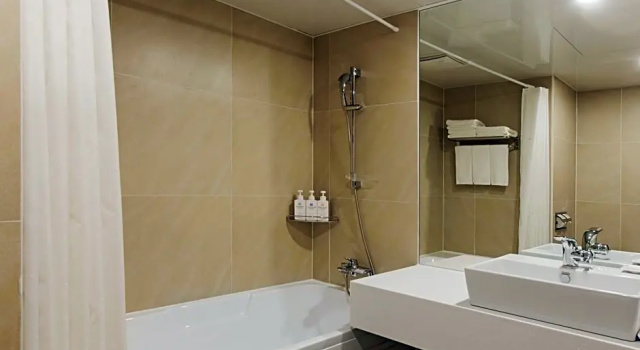 Четырёхместный номер Deluxe Midi Hotel Busan
