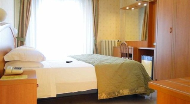 Hotel Sole - Limone, Забронировать Отель Отели Лимоне-суль-Гарды с завтраком, рядом с Bike Path Limone sul Garda, Завтраки