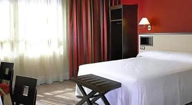 Номер Superior Sercotel Sant Boi