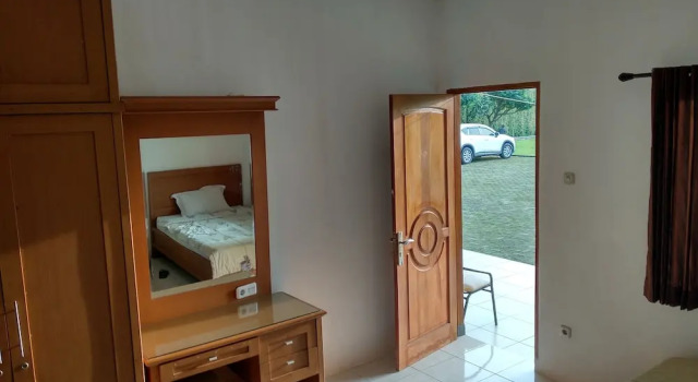 The View Villa, Book Villa Cisarua West Java