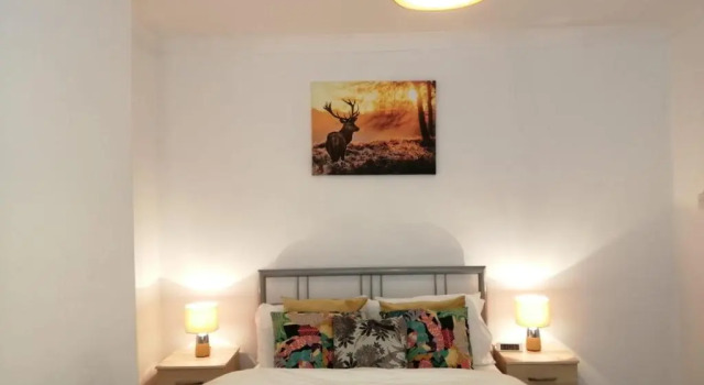 Central Stratford Cozy Double Room, Забронировать Отель Отели Большого Лондона с парковкой, Парковка