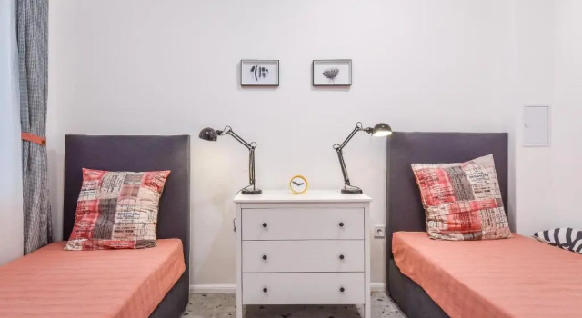Апартаменты Cosy & renovated 2BD flat near Vitoshka