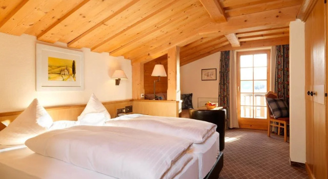 Jochum Hotel Garni, Забронировать Отель Отели Фис с парковкой, рядом с Зерфаус-Фисс-Ладис, Парковка