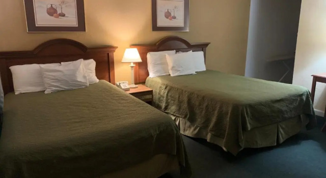 Четырёхместный номер Standard La Vista Inn