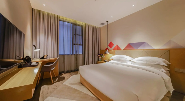 Borrman Hotel Canton Tower Kecun Station, Boek Hotel Hotels in Guangdong met parkeren, Parkeren