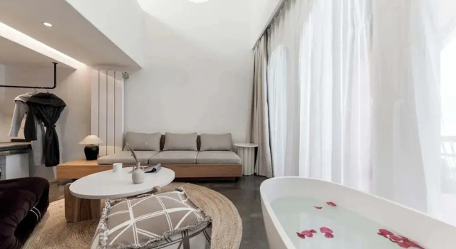 Номер Standard Lugu Lake And share resort hotel