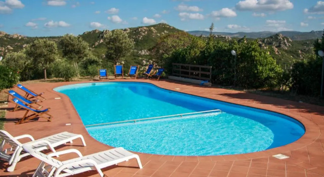 Коттедж с 2 комнатами Terraced house in Costa Paradiso with terrace