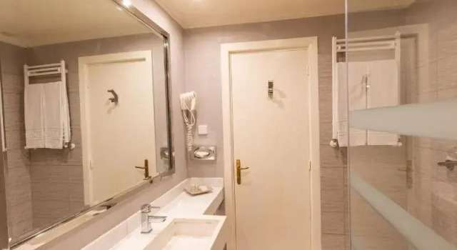 Двухместный номер Standard Acropole Tunis