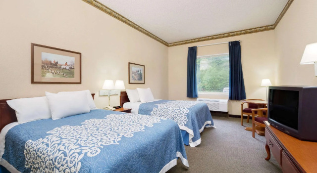 Четырёхместный номер Standard Magnason Hotel
