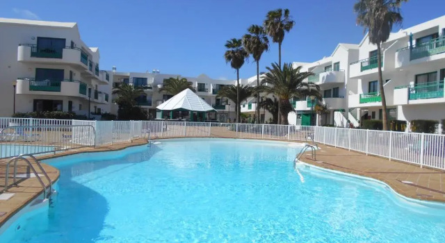 Апартаменты RealRent Costa Teguise Beach