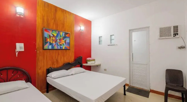 Ross Rose Budget Hotel, Забронировать Отель  