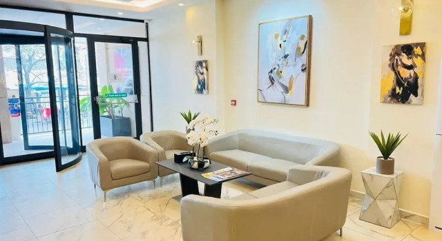 Souare Premium Hotel