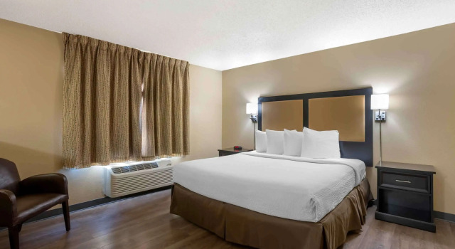 Двухместный люкс c 1 комнатой Extended Stay America Select Suites - Springfield - South