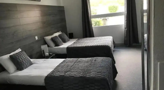 Номер Economy Hotel Mervil Airport