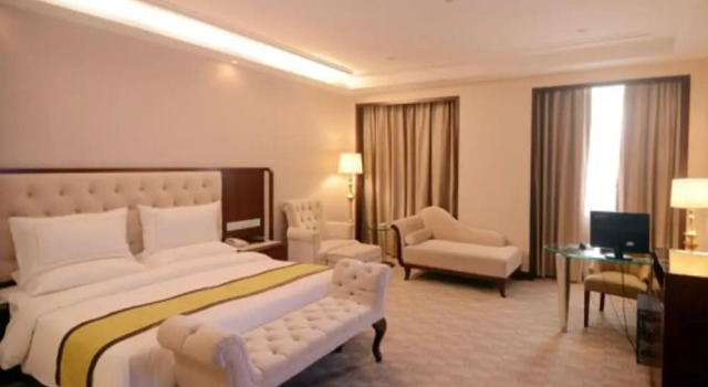Двухместный люкс Superior Ramada Shenzhen Baoan