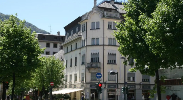 Люкс с 2 комнатами Eco Rooms&Breakfast Tirano