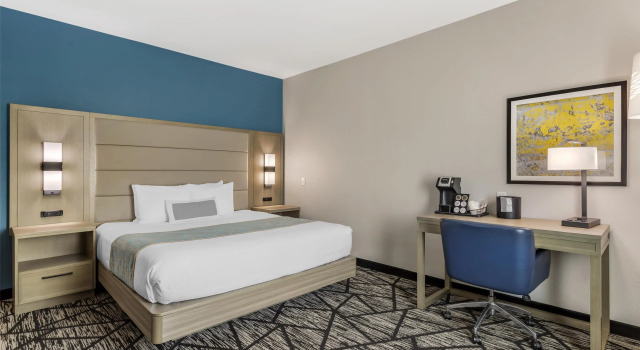 Двухместный номер Standard Best Western Plus Mid County