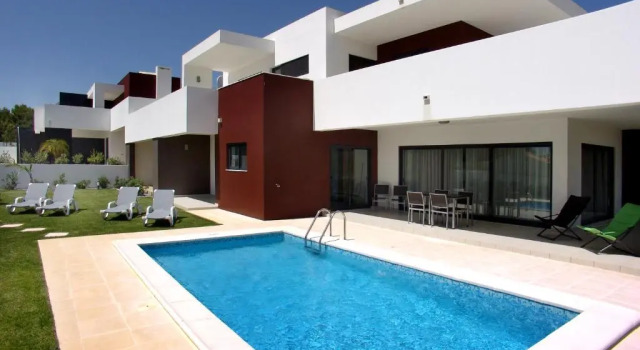 Вилла Villas Novochoro - Large Garden- Heatable Pool by DreamvillasAlbufeira