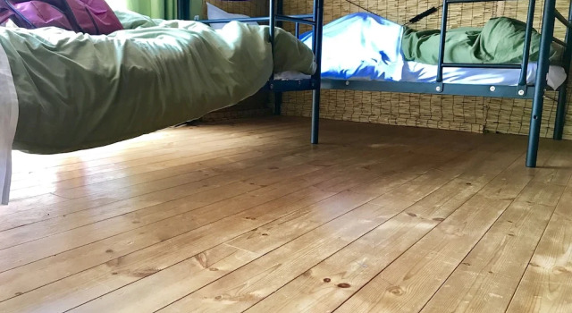 Кровать в общем номере Nikkosan BackPackers Inn - Hostel