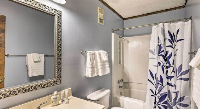 Апартаменты Pool Access & Slope Views: Beech Mtn Condo!