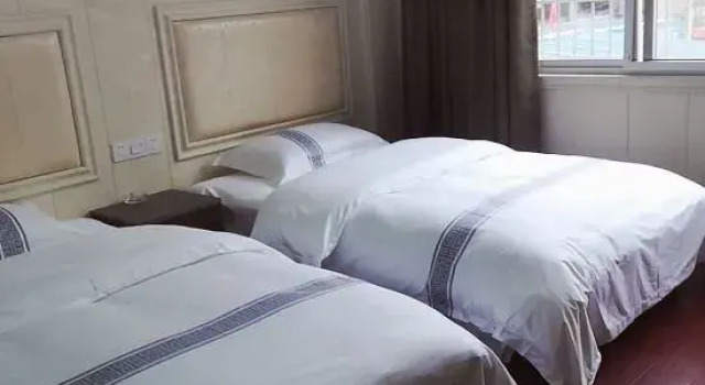 Guzhang Pingji Hotel, Book Hotel Xiangxi Hunan