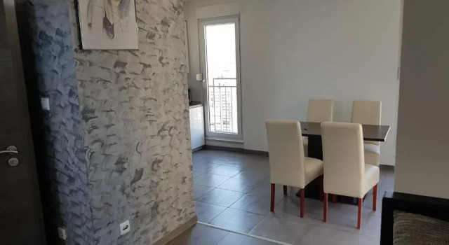 Apartman Đuzel, Prenota Appartamento Splitska 
