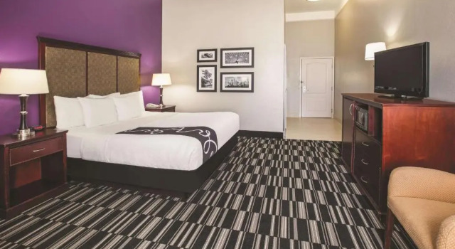 Номер Standard La Quinta Inn & Suites by Wyndham Dallas South-DeSoto