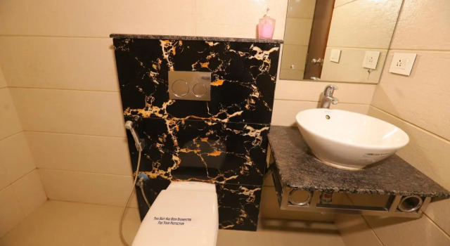 Hotel Picasso Residency near Naraina Vihar Metro Station New Delhi, Забронировать Отель «постель и завтрак» Отели Нью-Дели с завтраком, Завтраки