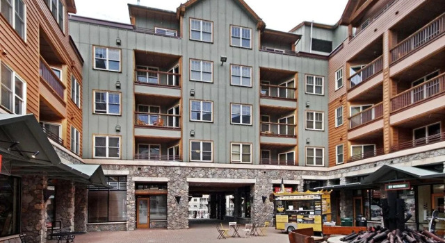 8401 Buffalo Lodge by RedAwning, Забронировать Апартаменты/квартира Отели Кистон с бассейном, Бассейн