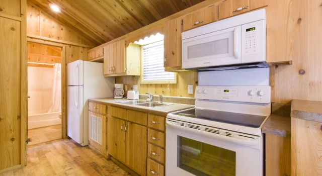 Номер Deluxe Jellystone Park TM of Western New York