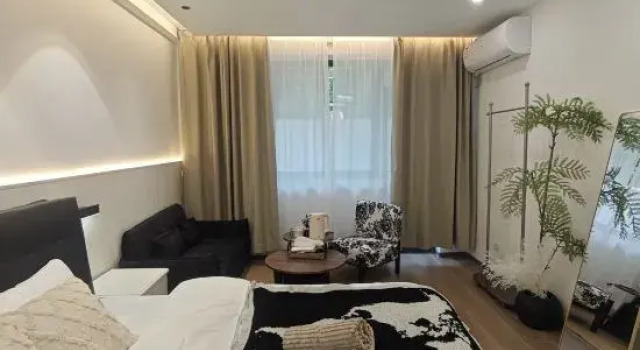 Люкс The BNB of the mighty king kong