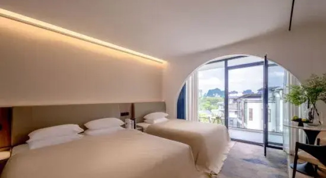 Семейный люкс с видом на восход Yangshuo Qiyue Waterfront · Xiyue Haven (Ten-Mile Gallery Yulong River)