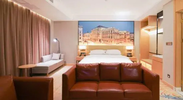 Люкс Deluxe Vienna International Hotel (Jingmen Shenzhen Avenue Branch)