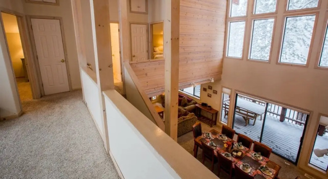 1620 Deer Path
